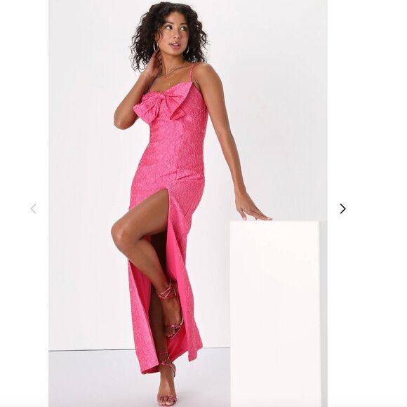 LULUS Romantic Pink Jacquard Bow Sleeveless Maxi Dress Size M NEW WITH TAG!
